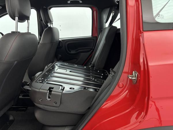Vente en ligne Fiat Panda Panda 1.0 70 ch Hybride BSG S/S au prix de 10 990 €