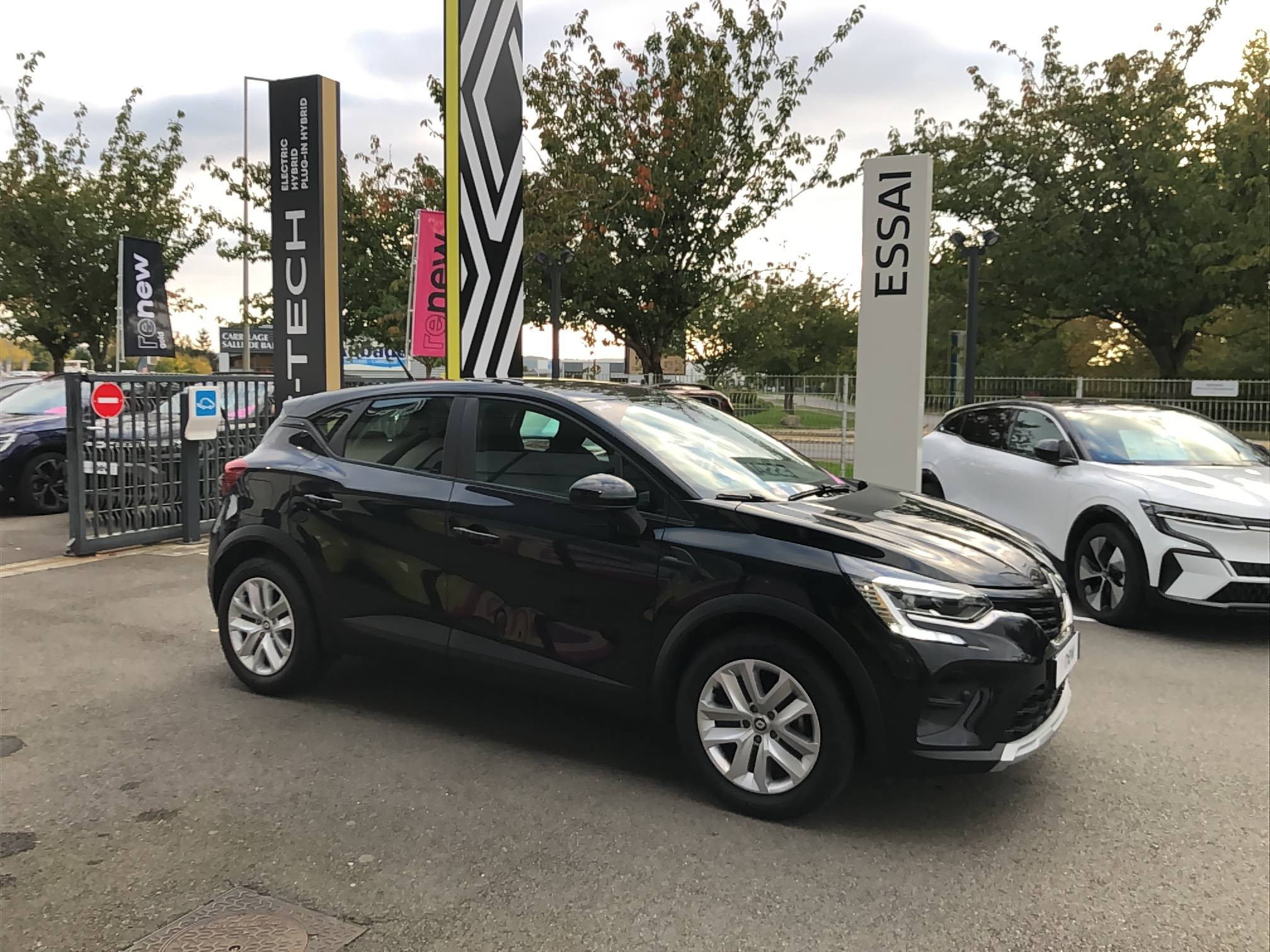 Vente en ligne Renault Captur  TCe 90 - 21 au prix de 16 490 €