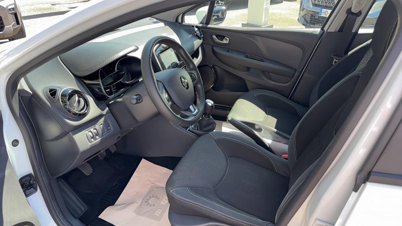 Vente en ligne Renault Clio 4 Clio dCi 75 Energy E6C au prix de 10 490 €