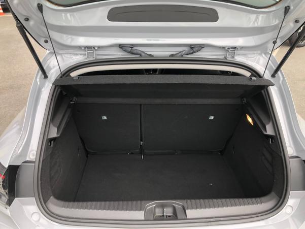 Vente en ligne Renault Clio 5 Clio TCe 90 au prix de 15 990 €