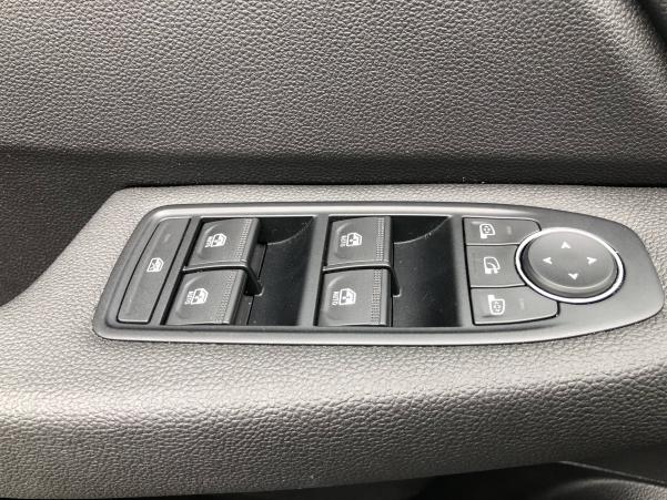 Vente en ligne Renault Clio 5 Clio TCe 90 au prix de 15 990 €