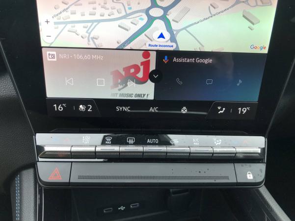 Vente en ligne Renault Austral  E-Tech hybrid 200 au prix de 37 990 €