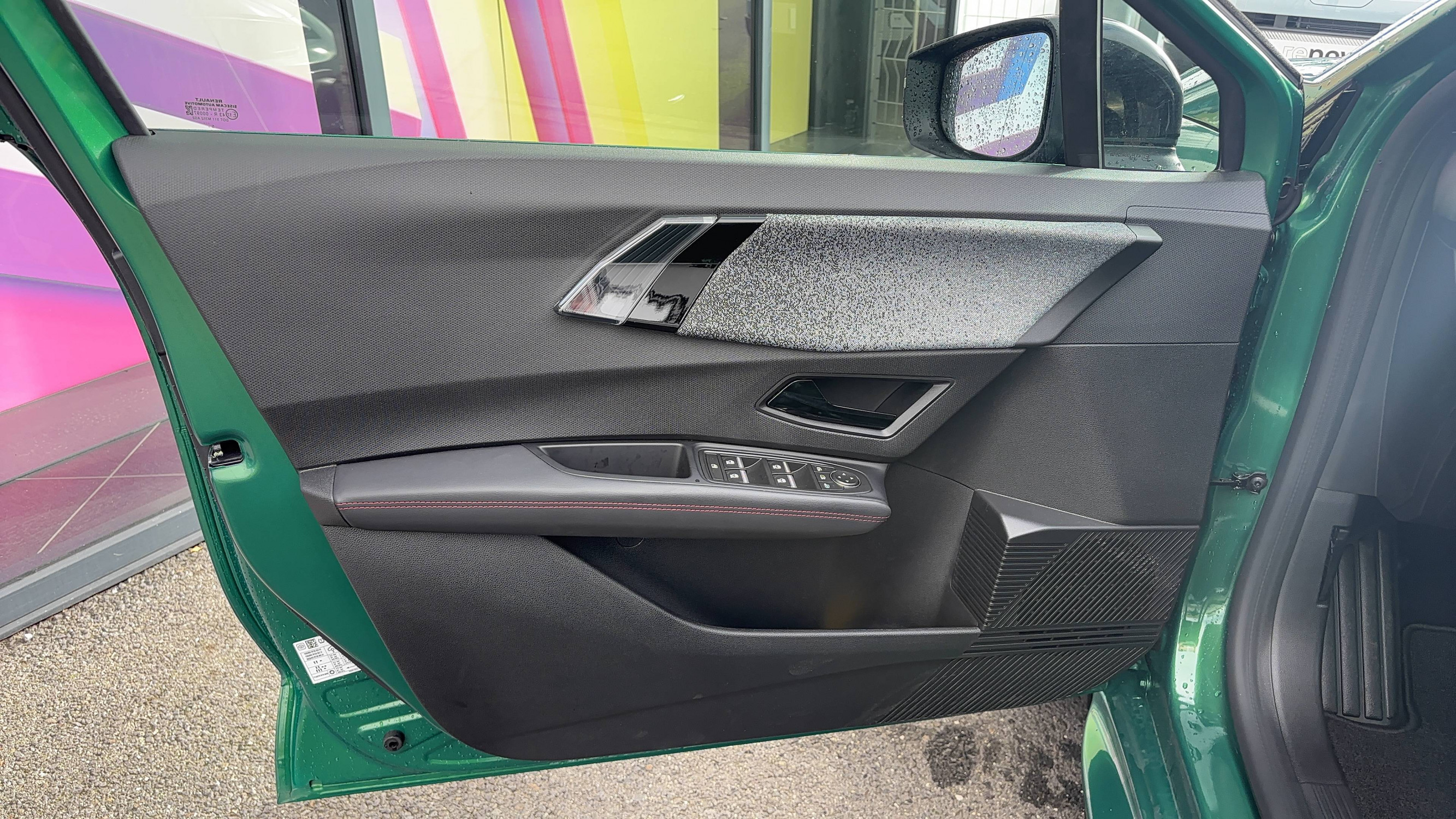 Vente en ligne Renault Clio 6 Clio E-Tech full hybrid 160 ch au prix de 28 200 €