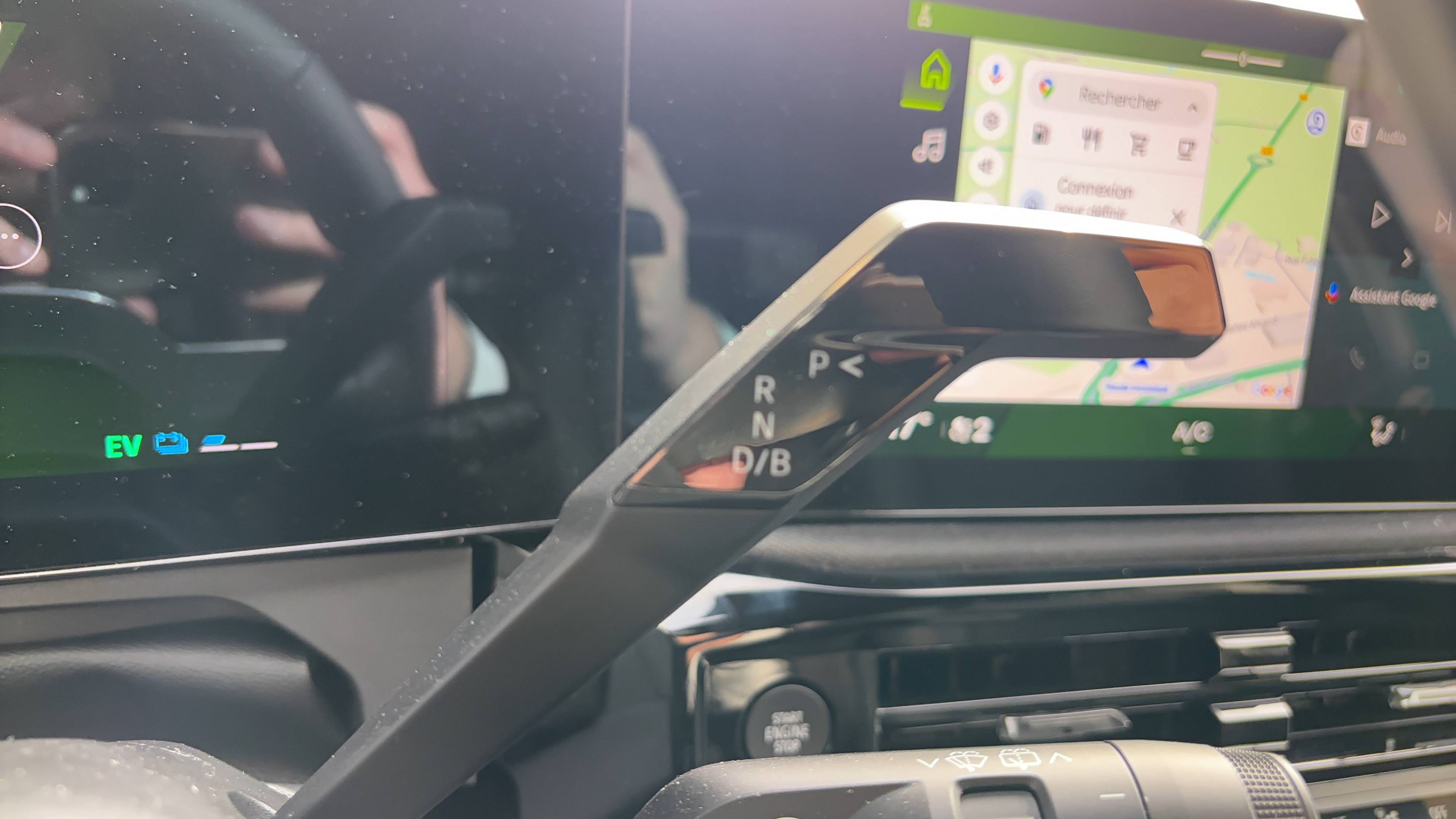 Vente en ligne Renault Clio 6 Clio E-Tech full hybrid 160 ch au prix de 28 200 €