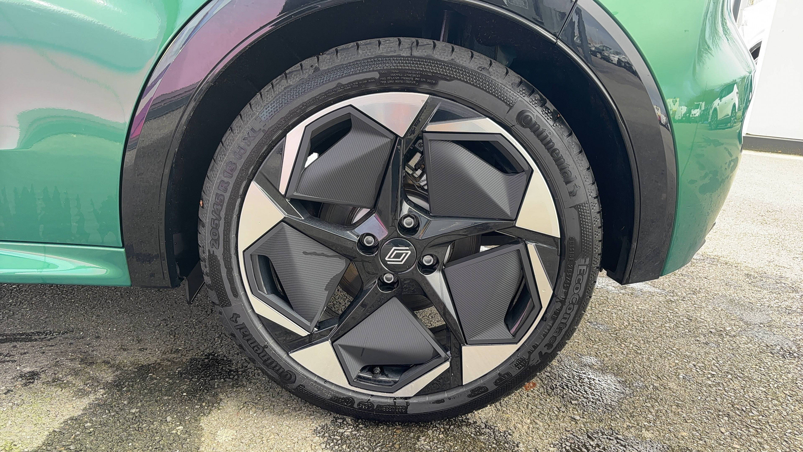 Vente en ligne Renault Clio 6 Clio E-Tech full hybrid 160 ch au prix de 28 200 €