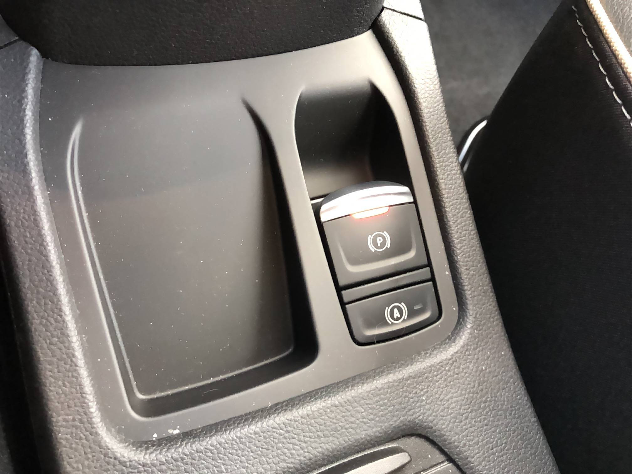 Vente en ligne Renault Clio 5 Clio Eco-G 100 ch GSR2 au prix de 19 990 €