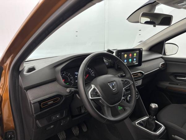Vente en ligne Dacia Sandero  ECO-G 100 au prix de 12 990 €