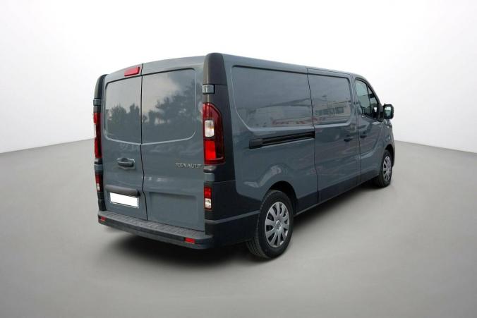 Vente en ligne Renault Trafic 3 Fourgon TRAFIC FGN L2H1 1300 KG DCI 120 au prix de 22 990 €