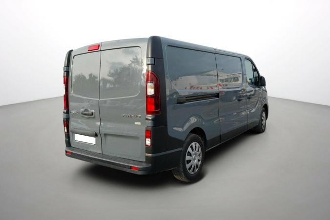 Vente en ligne Renault Trafic 3 Fourgon TRAFIC FGN L2H1 1300 KG DCI 120 au prix de 22 990 €