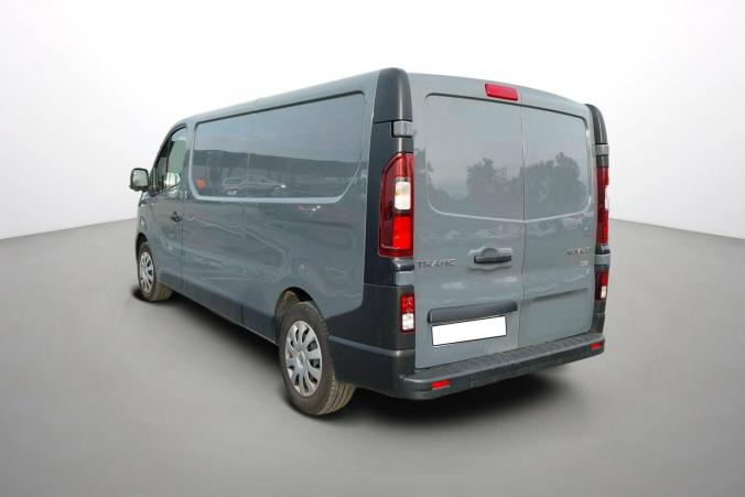 Vente en ligne Renault Trafic 3 Fourgon TRAFIC FGN L2H1 1300 KG DCI 120 au prix de 22 990 €