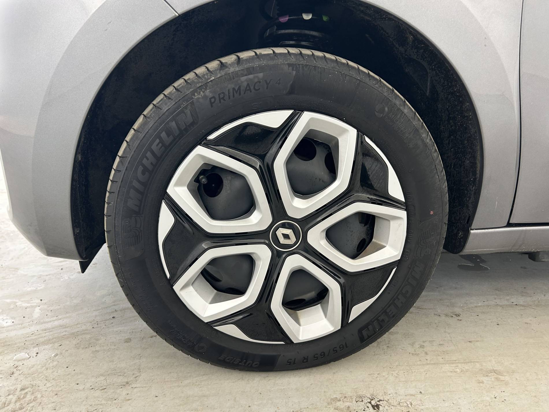 Vente en ligne Renault Twingo Electrique Twingo III E-Tech au prix de 11 990 €