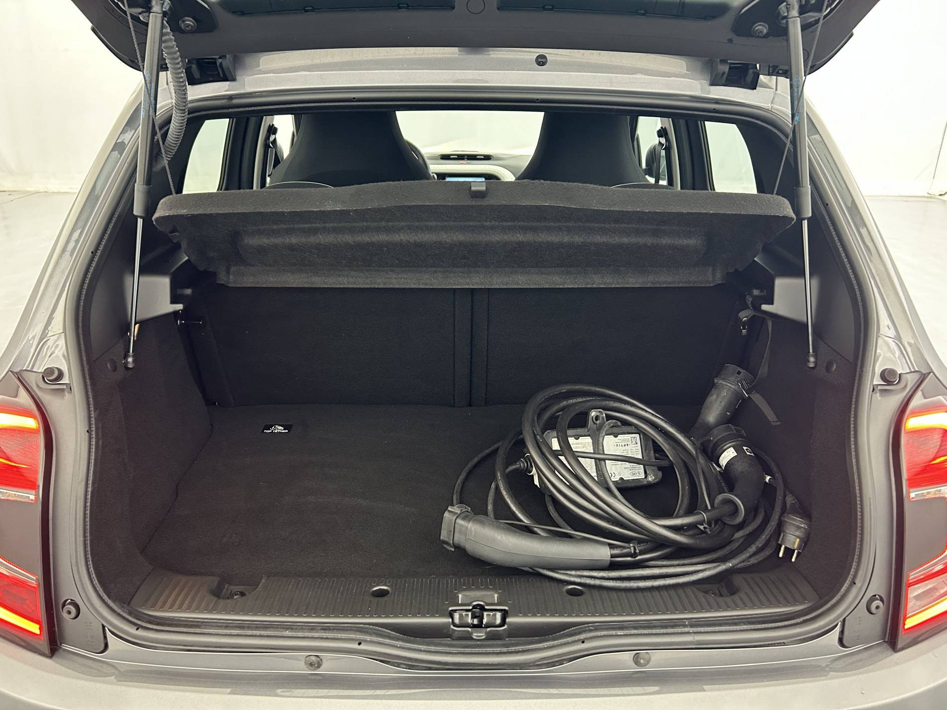 Vente en ligne Renault Twingo Electrique Twingo III E-Tech au prix de 11 990 €