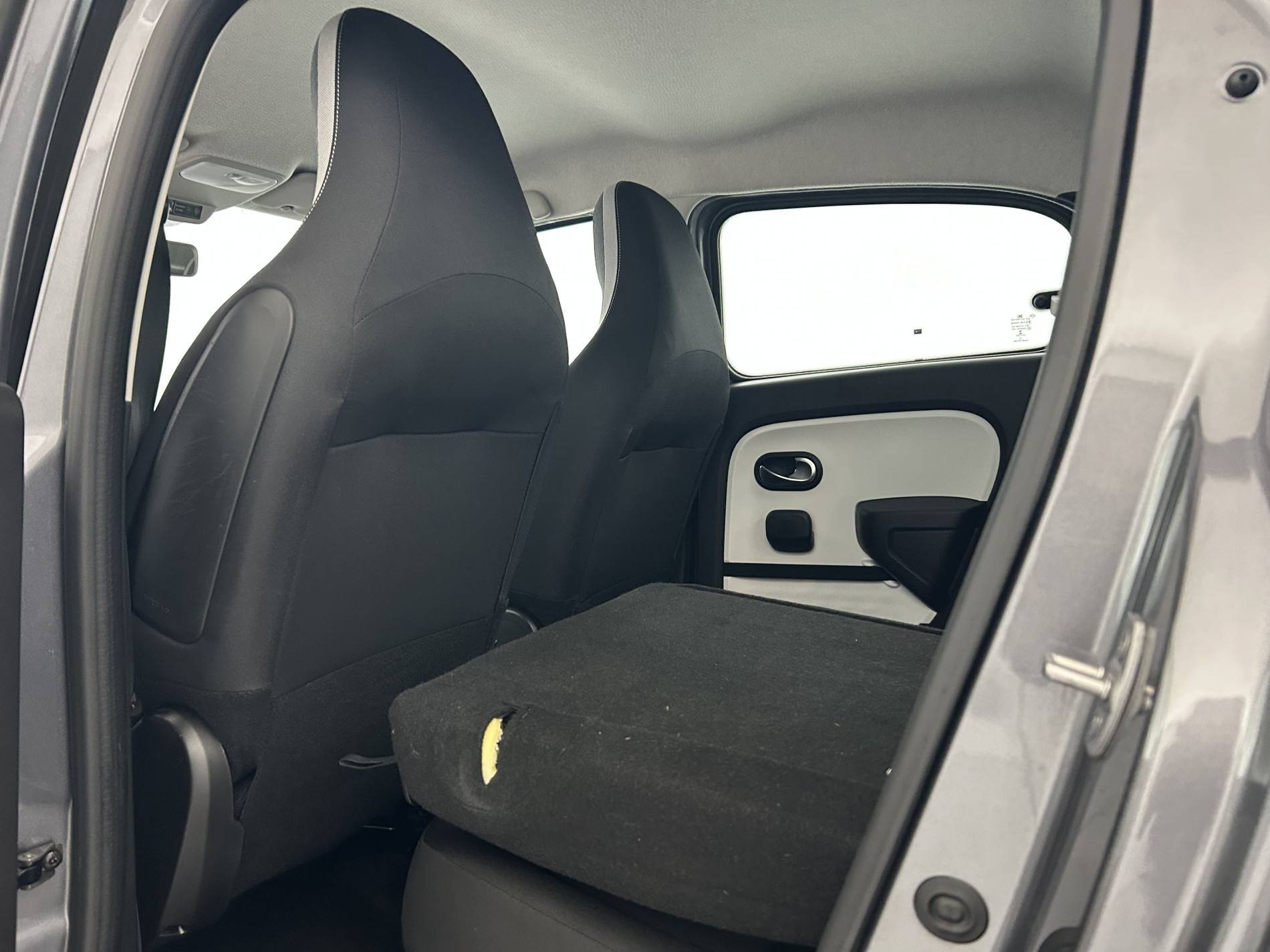 Vente en ligne Renault Twingo Electrique Twingo III E-Tech au prix de 11 990 €