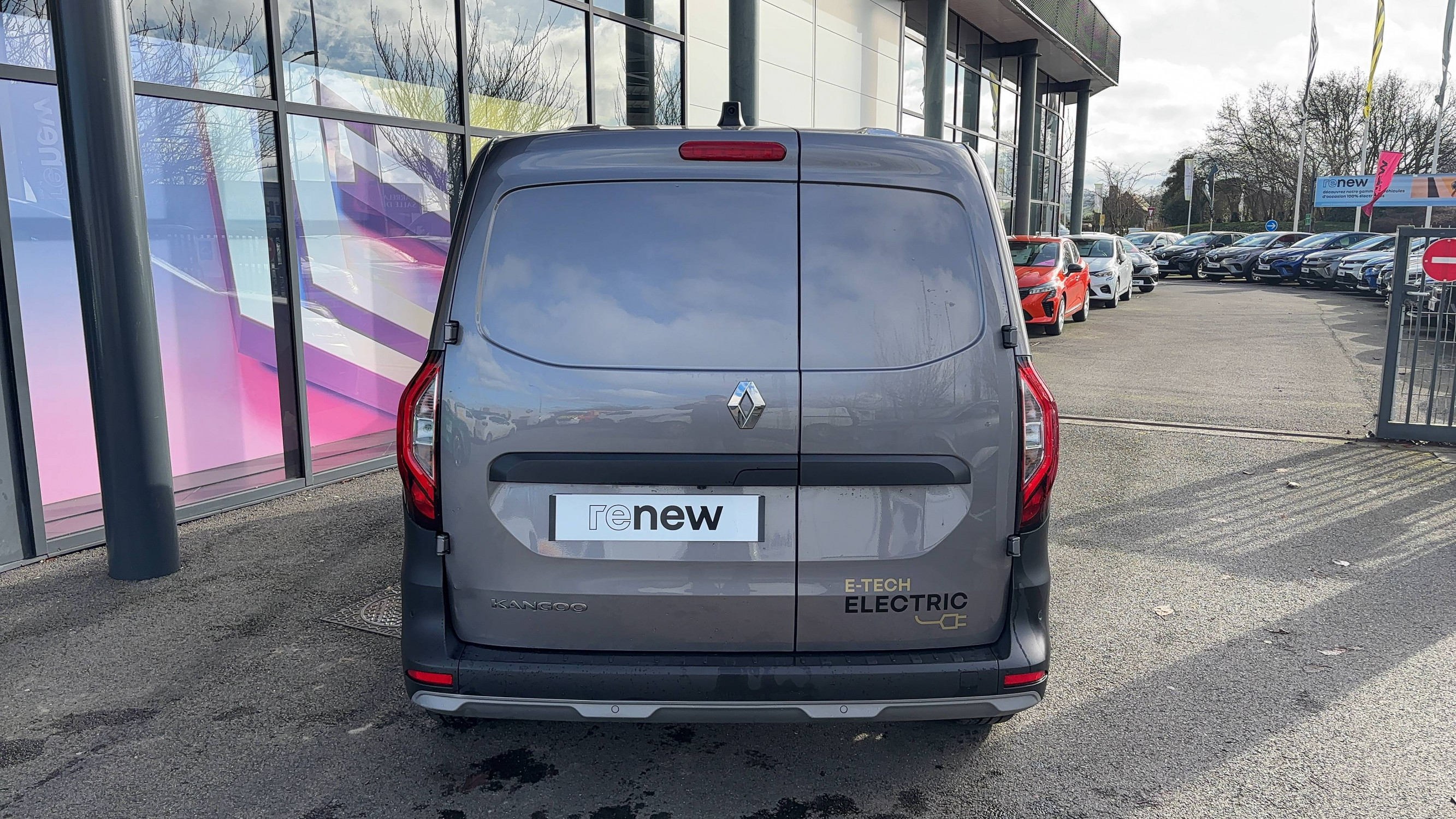 Vente en ligne Renault Kangoo Van E-Tech  EV45 DC 80KW au prix de 19 990 €