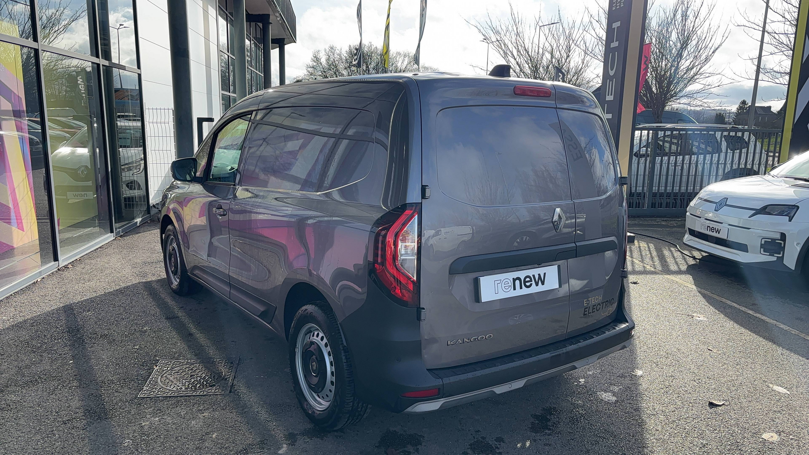 Vente en ligne Renault Kangoo Van E-Tech  EV45 DC 80KW au prix de 19 990 €