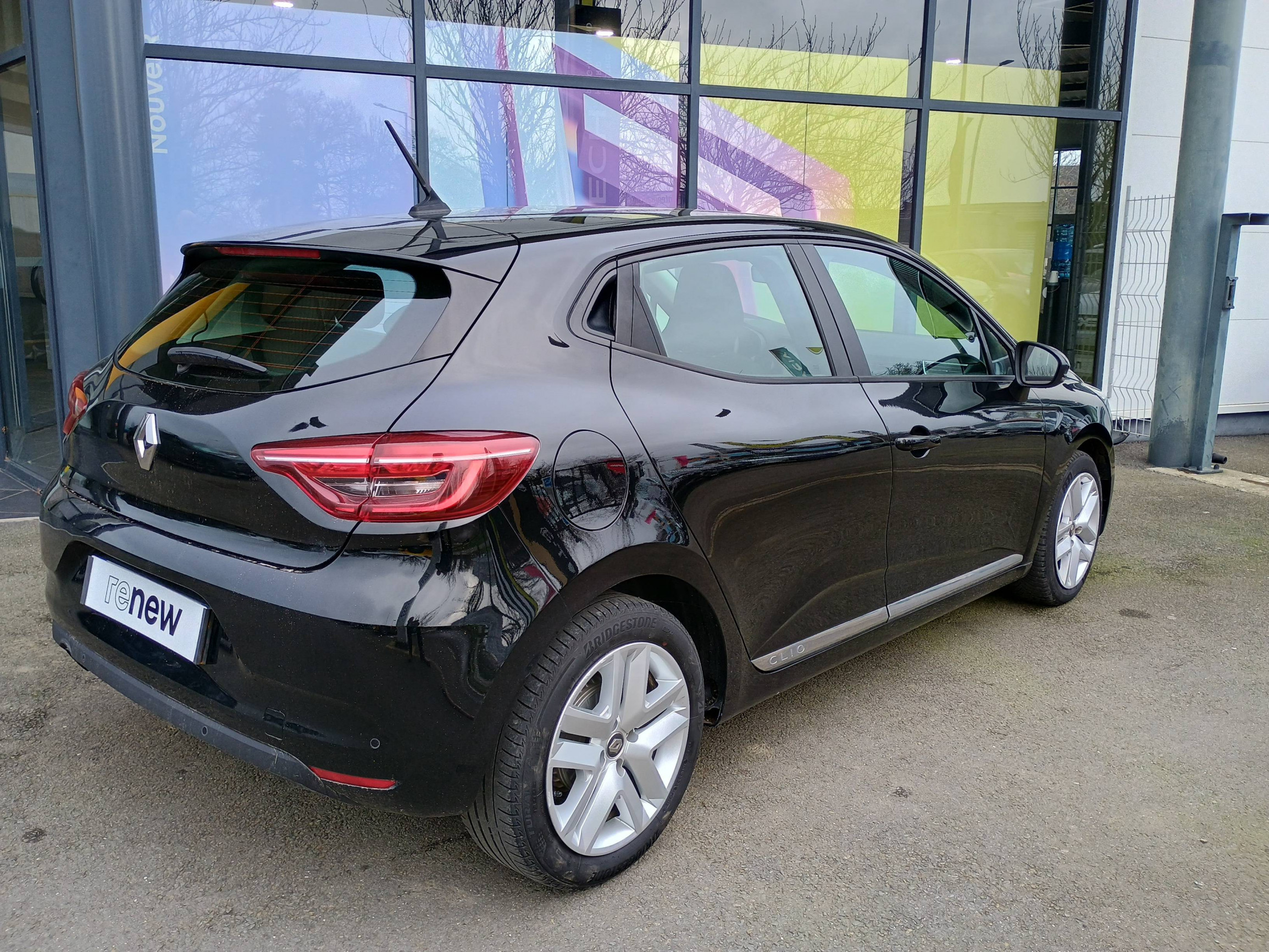 Vente en ligne Renault Clio 5 Clio Blue dCi 100 - 21N au prix de 14 590 €