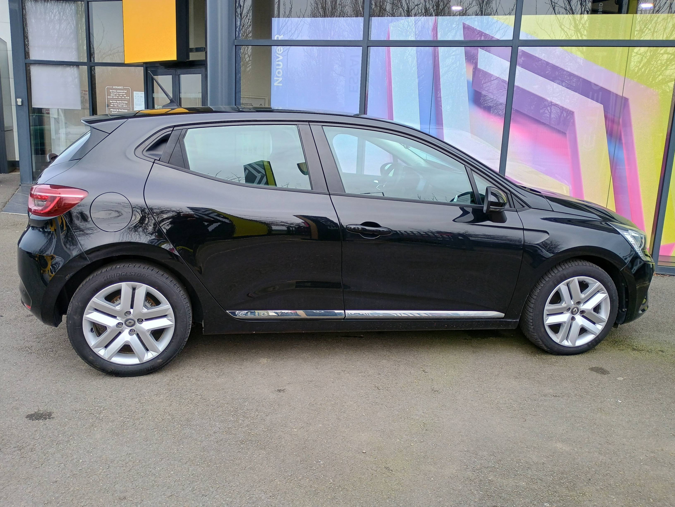 Vente en ligne Renault Clio 5 Clio Blue dCi 100 - 21N au prix de 14 590 €