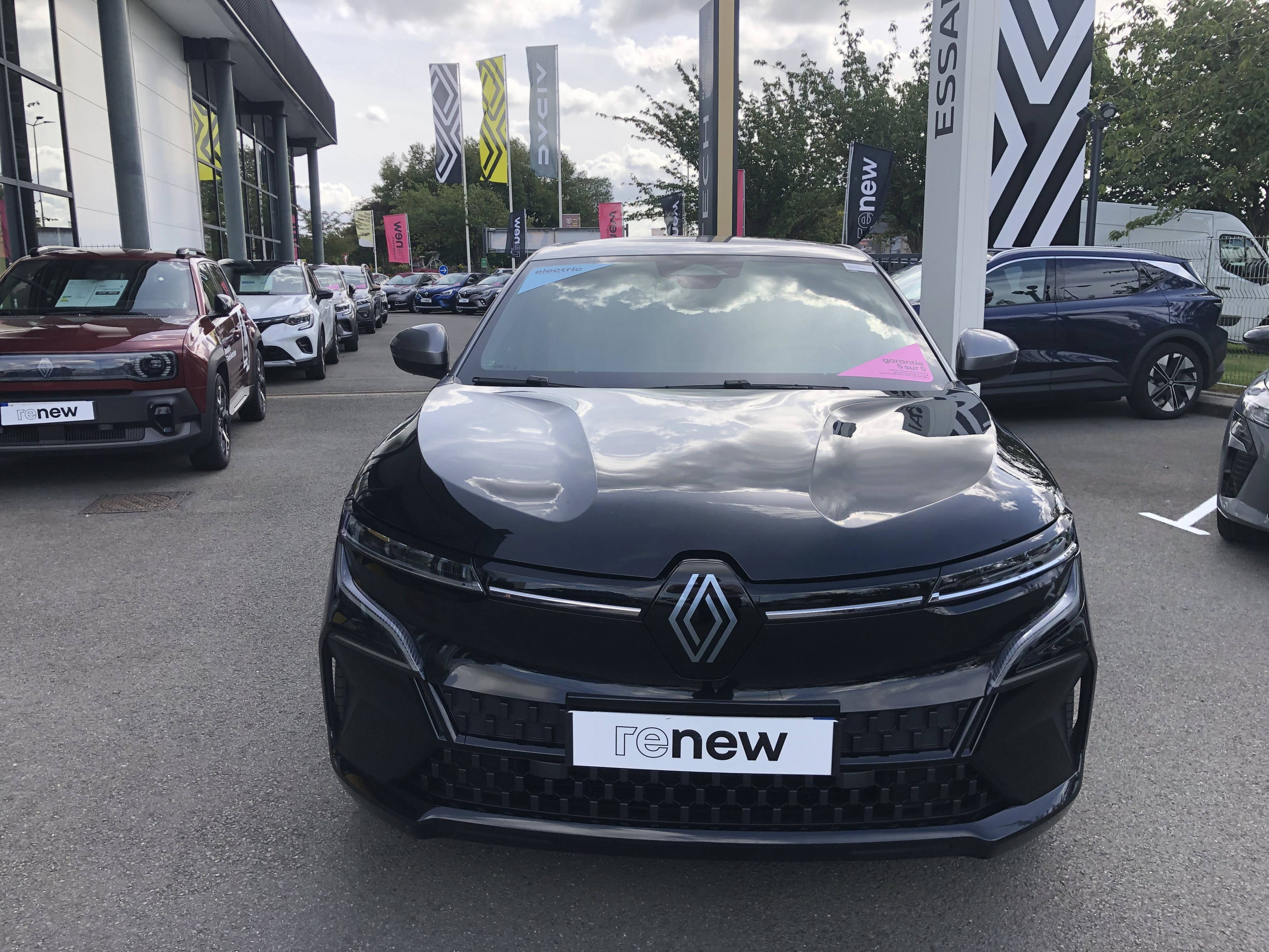 Vente en ligne Renault Megane E-Tech  EV60 220 ch super charge au prix de 23 490 €