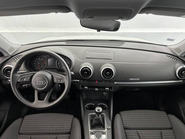 Vente en ligne Audi A3  35 TFSI CoD 150 au prix de 20 990 €