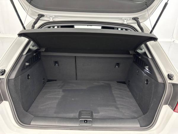 Vente en ligne Audi A3  35 TFSI CoD 150 au prix de 20 990 €