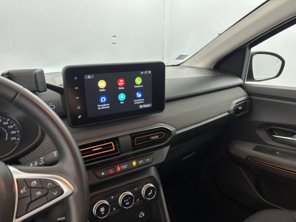 Vente en ligne Dacia Sandero  ECO-G 100 au prix de 13 990 €