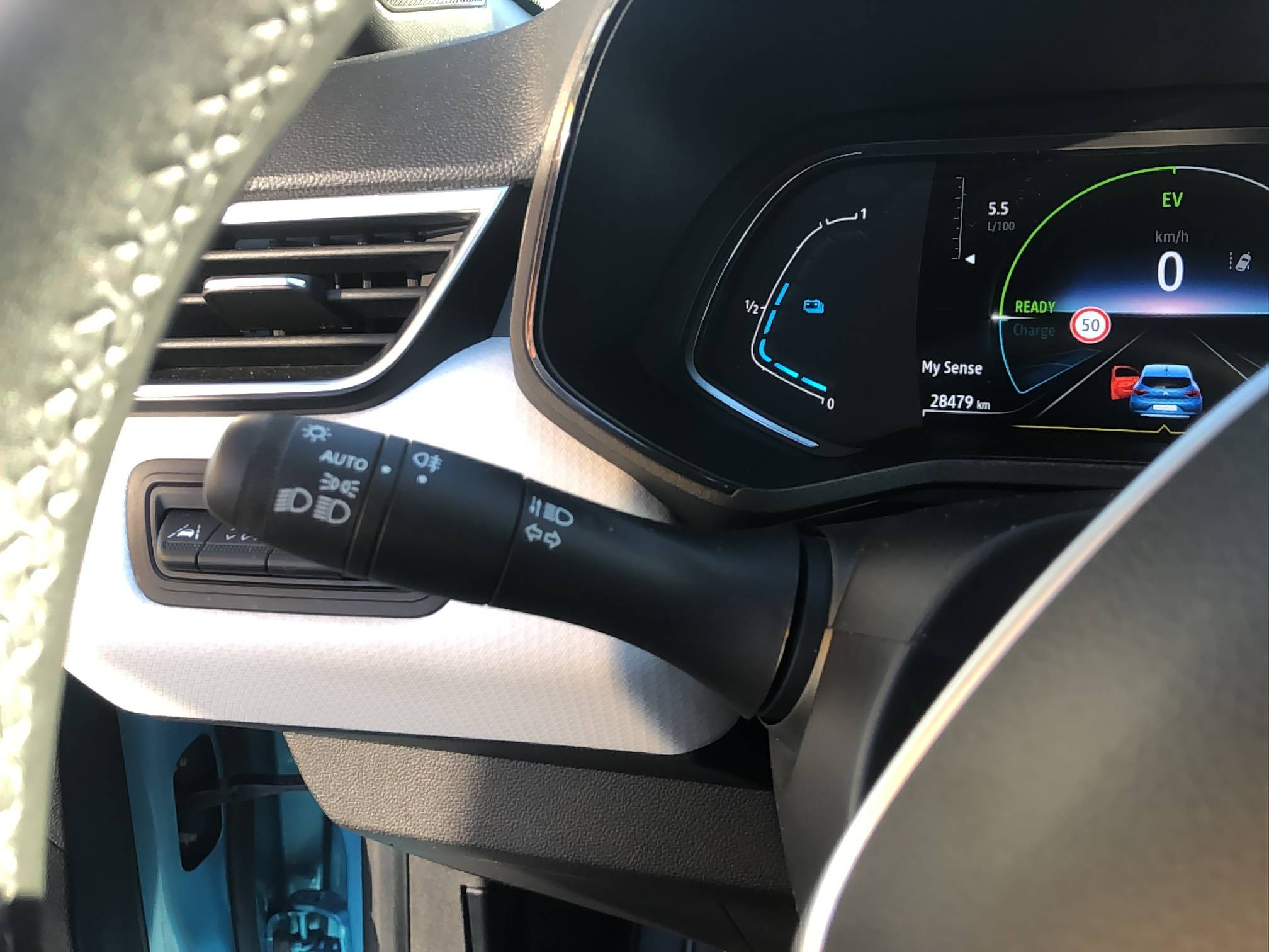 Vente en ligne Renault Clio 5 Clio E-Tech 140 - 21N au prix de 17 490 €