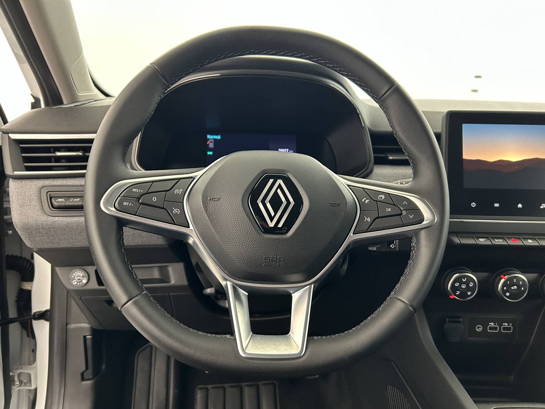 Vente en ligne Renault Clio 5 Clio TCe 100 GPL au prix de 15 990 €