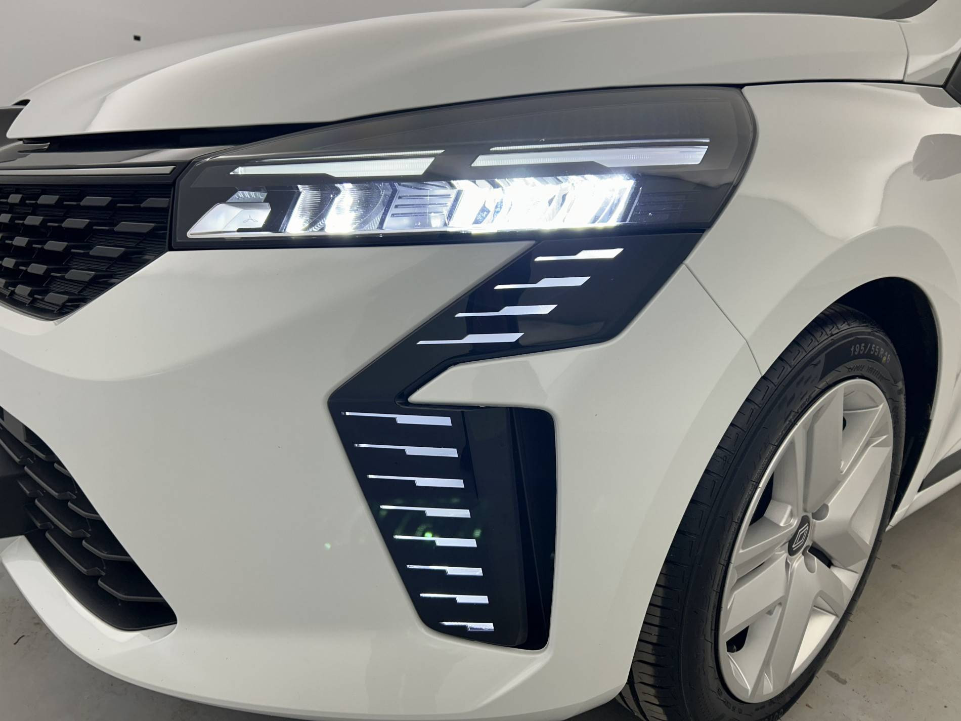 Vente en ligne Renault Clio 5 Clio TCe 100 GPL au prix de 15 990 €