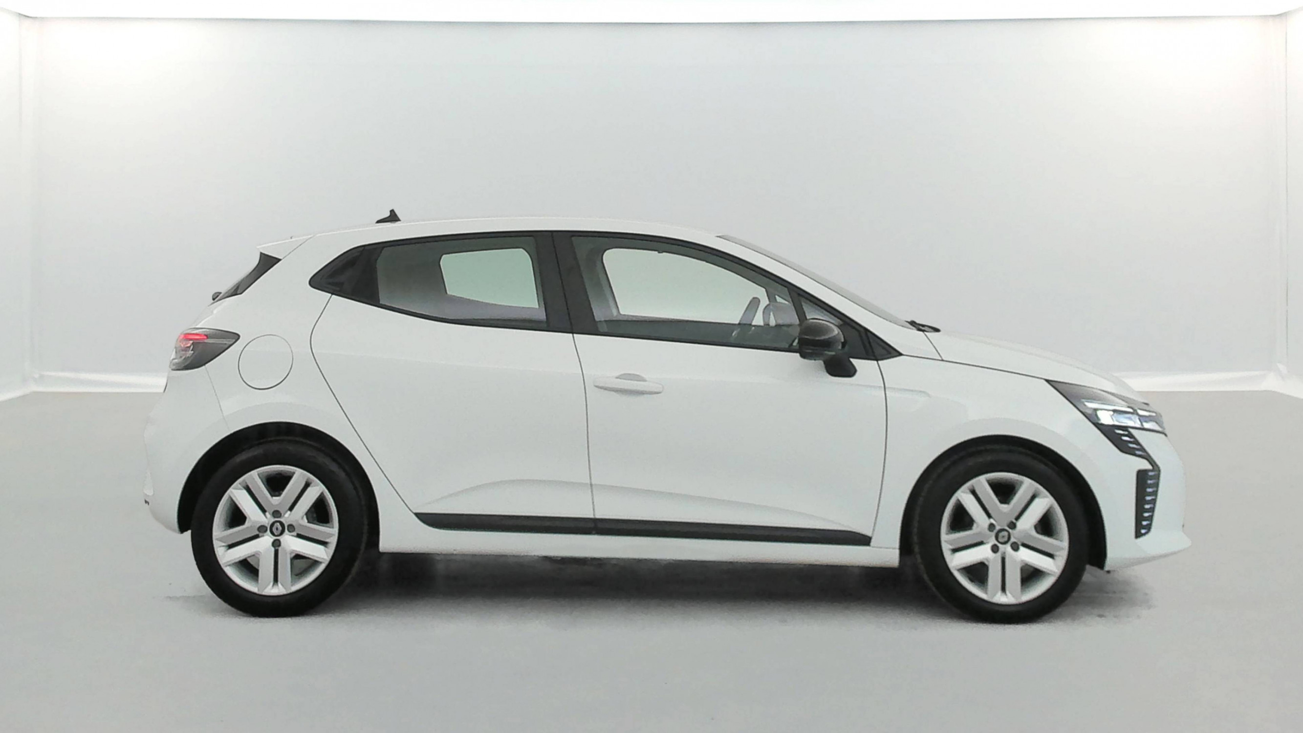 Vente en ligne Renault Clio 5 Clio TCe 100 GPL au prix de 15 990 €