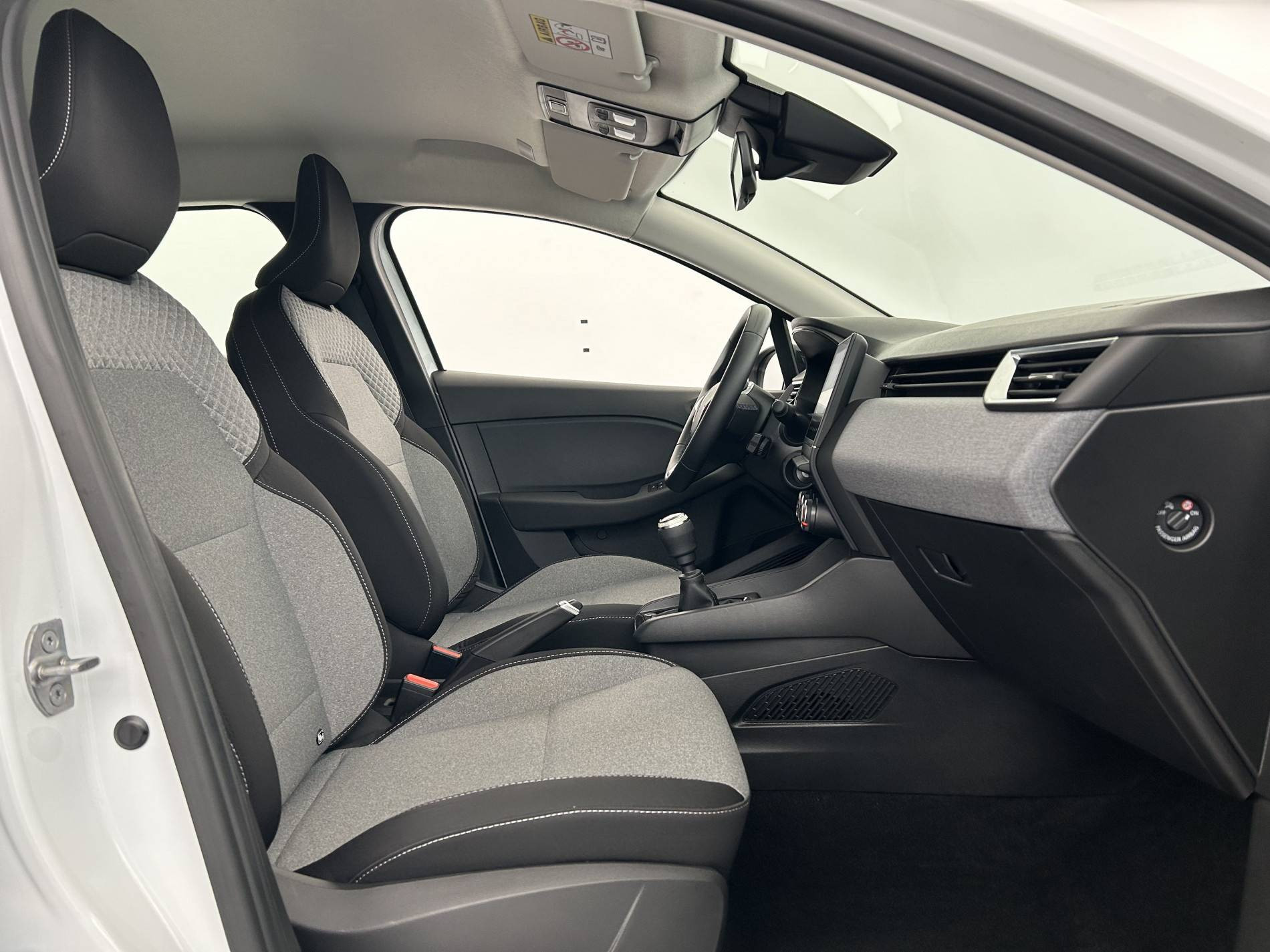 Vente en ligne Renault Clio 5 Clio TCe 100 GPL au prix de 15 990 €