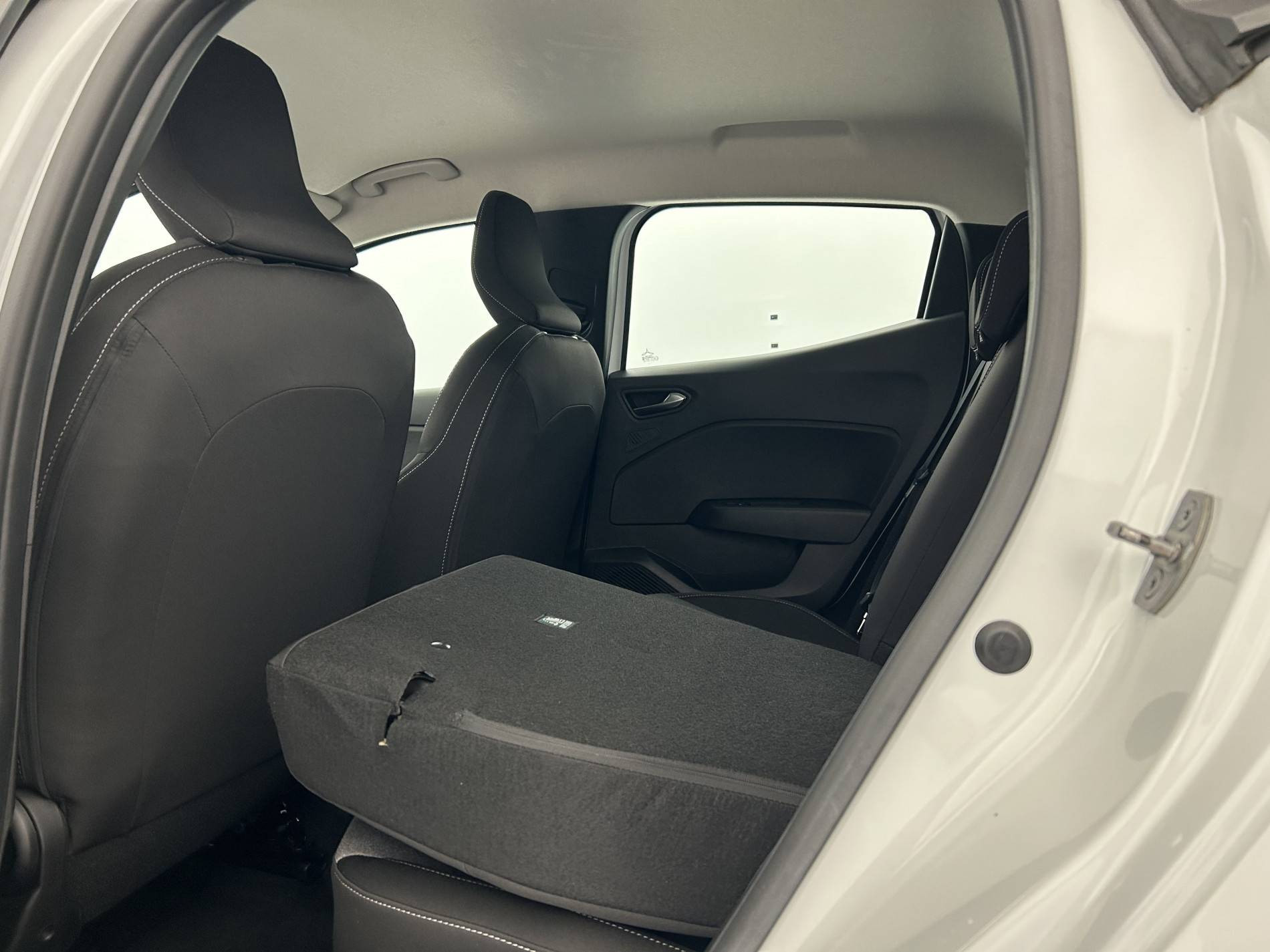 Vente en ligne Renault Clio 5 Clio TCe 100 GPL au prix de 15 990 €