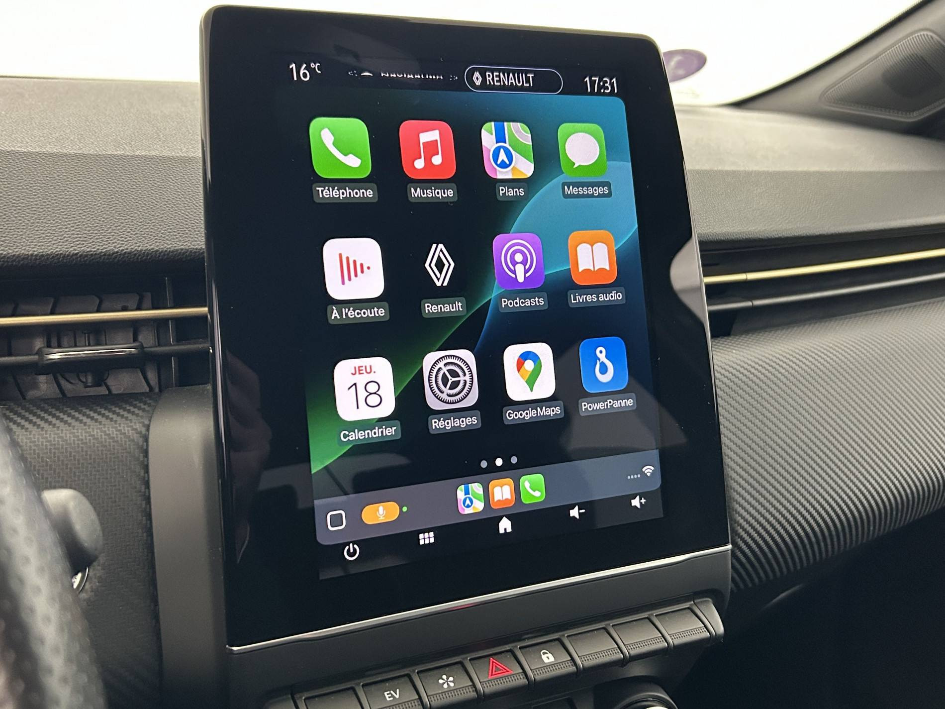 Vente en ligne Renault Clio 5 Clio E-Tech full hybrid 145 au prix de 19 690 €