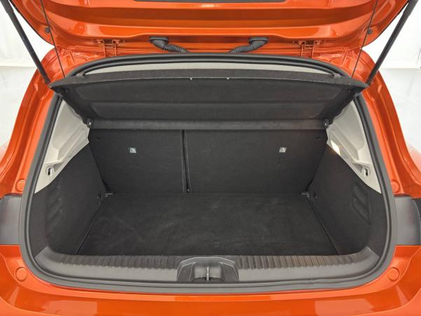 Vente en ligne Renault Clio 5 Clio TCe 90 X-Tronic au prix de 16 990 €
