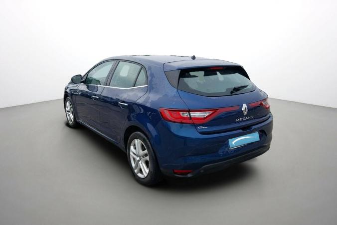 Vente en ligne Renault Megane 4 Mégane IV Berline Blue dCi 115 au prix de 14 990 €