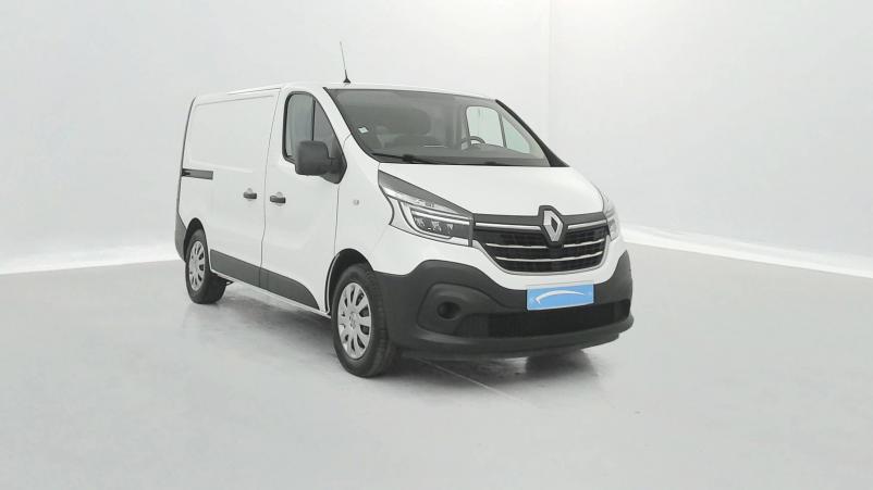 Vente en ligne Renault Trafic 3 Fourgon TRAFIC FGN L1H1 1000 KG DCI 145 ENERGY EDC au prix de 25 990 €