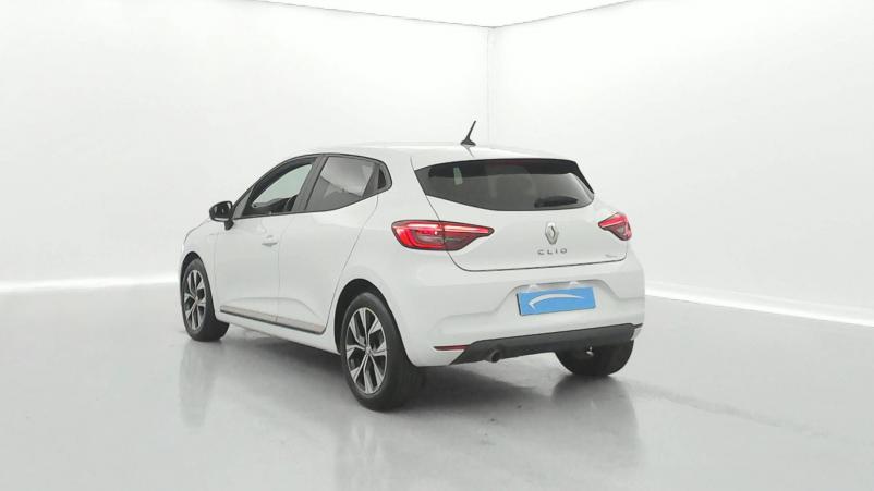 Vente en ligne Renault Clio 5 Clio SCe 65 au prix de 15 990 €