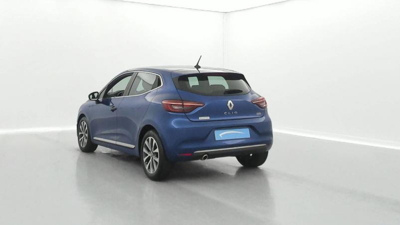 Vente en ligne Renault Clio 5 Clio TCe 90 - 21N au prix de 15 490 €