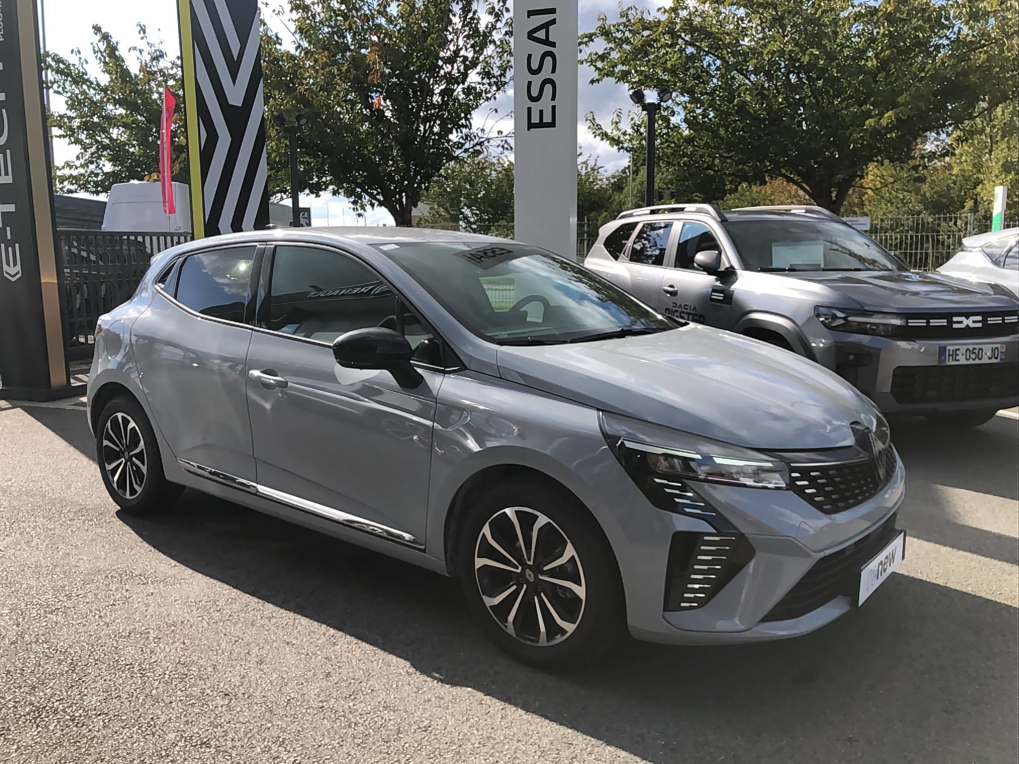 Vente en ligne Renault Clio 5 Clio Eco-G 100 ch GSR2 au prix de 19 990 €