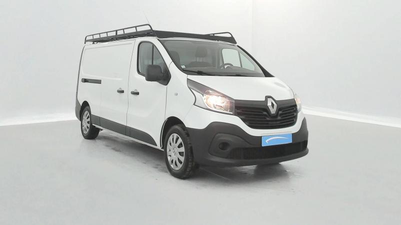 Vente en ligne Renault Trafic 3 Fourgon TRAFIC FGN L2H1 1300 KG DCI 95 E6 au prix de 19 990 €