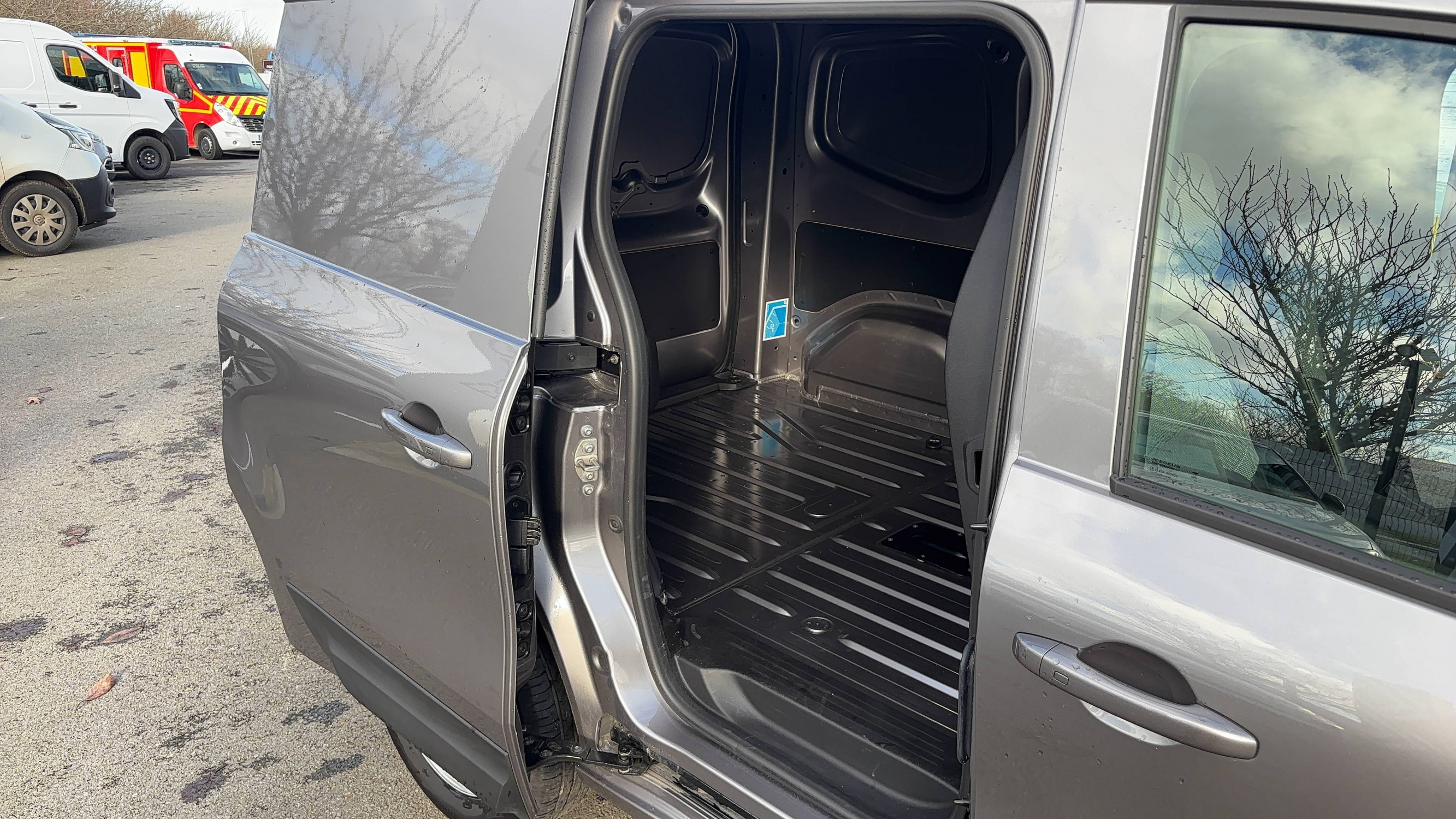 Vente en ligne Renault Kangoo Van E-Tech  EV45 DC 80KW au prix de 19 990 €