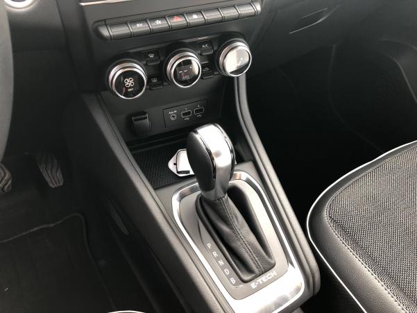 Vente en ligne Renault Captur  E-Tech 145 - 21 au prix de 21 990 €