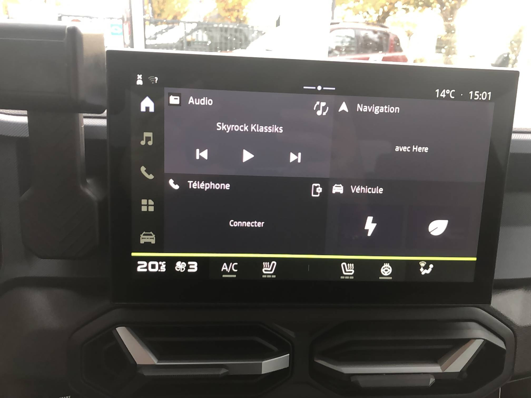 Vente en ligne Dacia Duster  Hybrid 140 au prix de 28 290 €