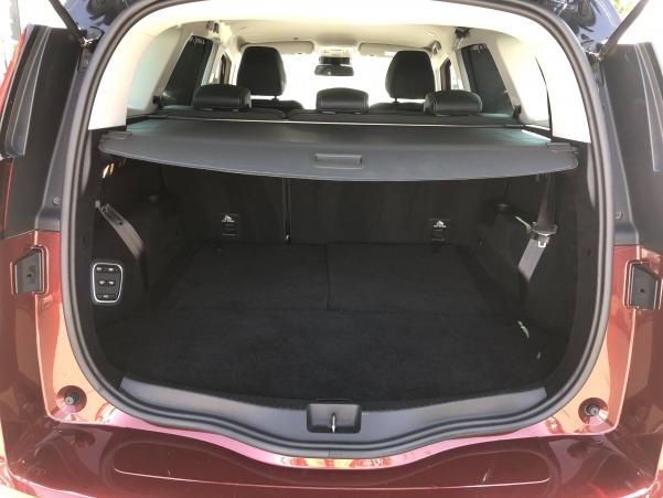 Vente en ligne Renault Grand Scenic 4 Grand Scenic dCi 160 Energy EDC au prix de 15 990 €