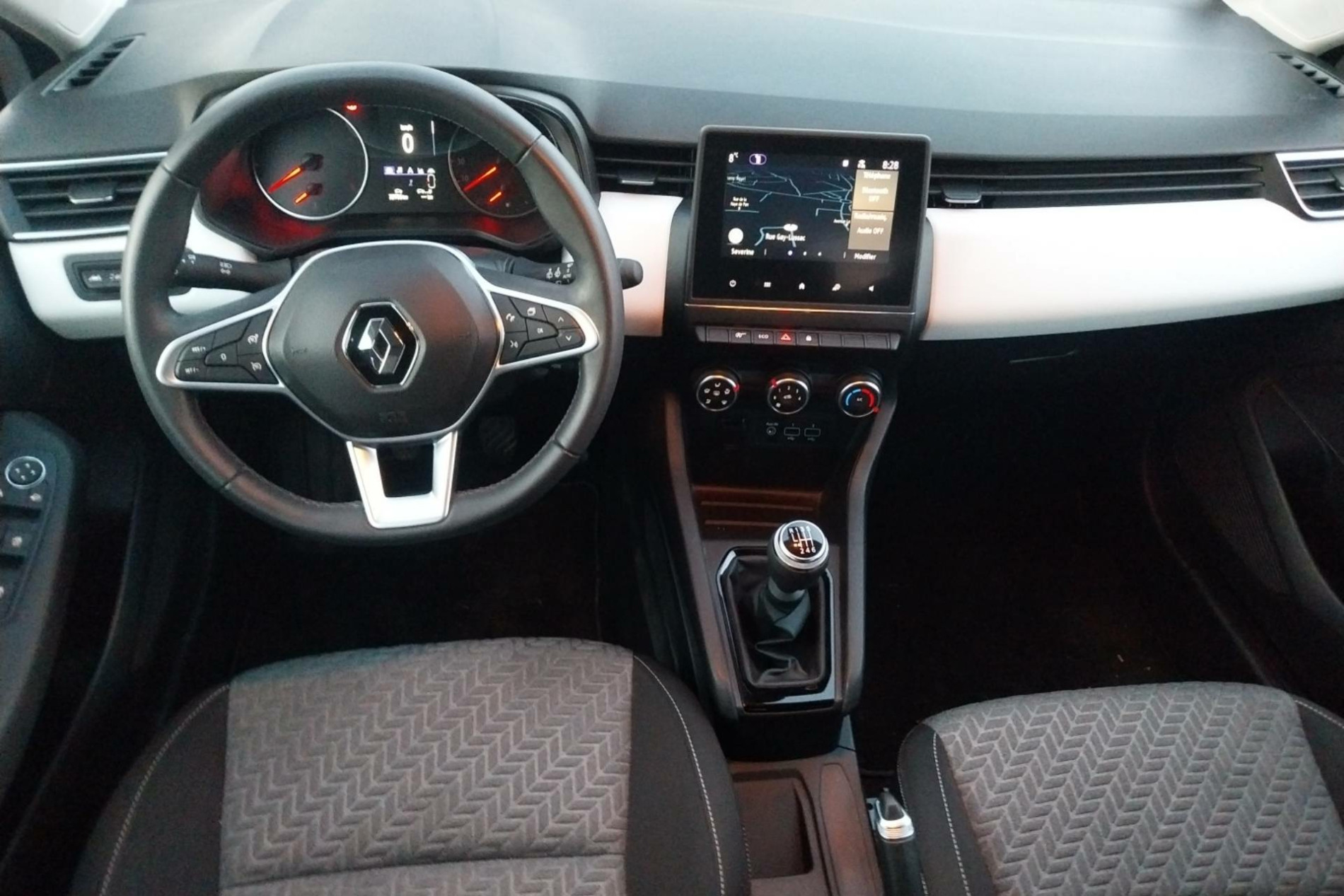 Vente en ligne Renault Clio 5 Clio TCe 90 au prix de 14 990 €