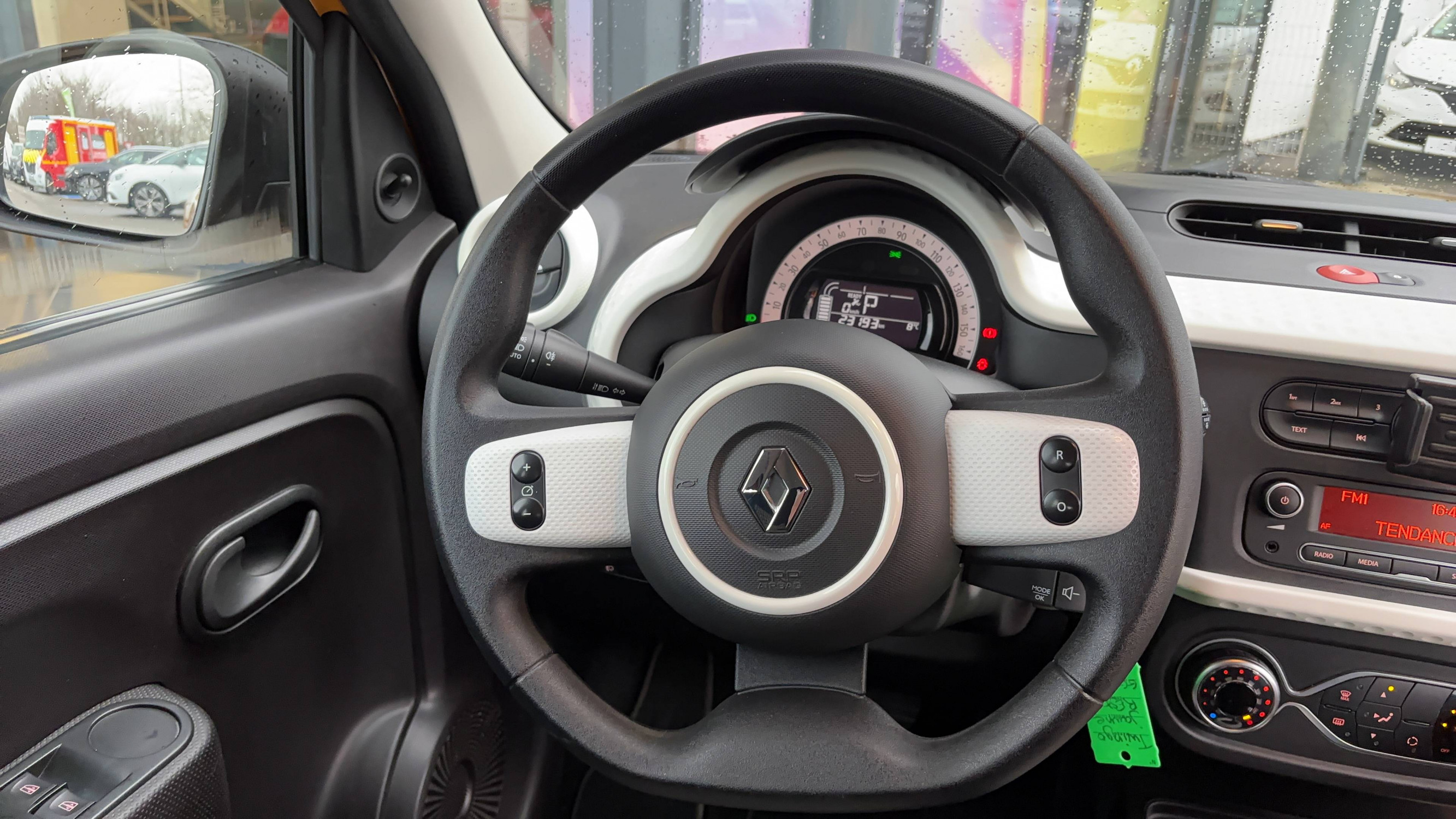 Vente en ligne Renault Twingo Electrique Twingo III E-Tech au prix de 11 990 €