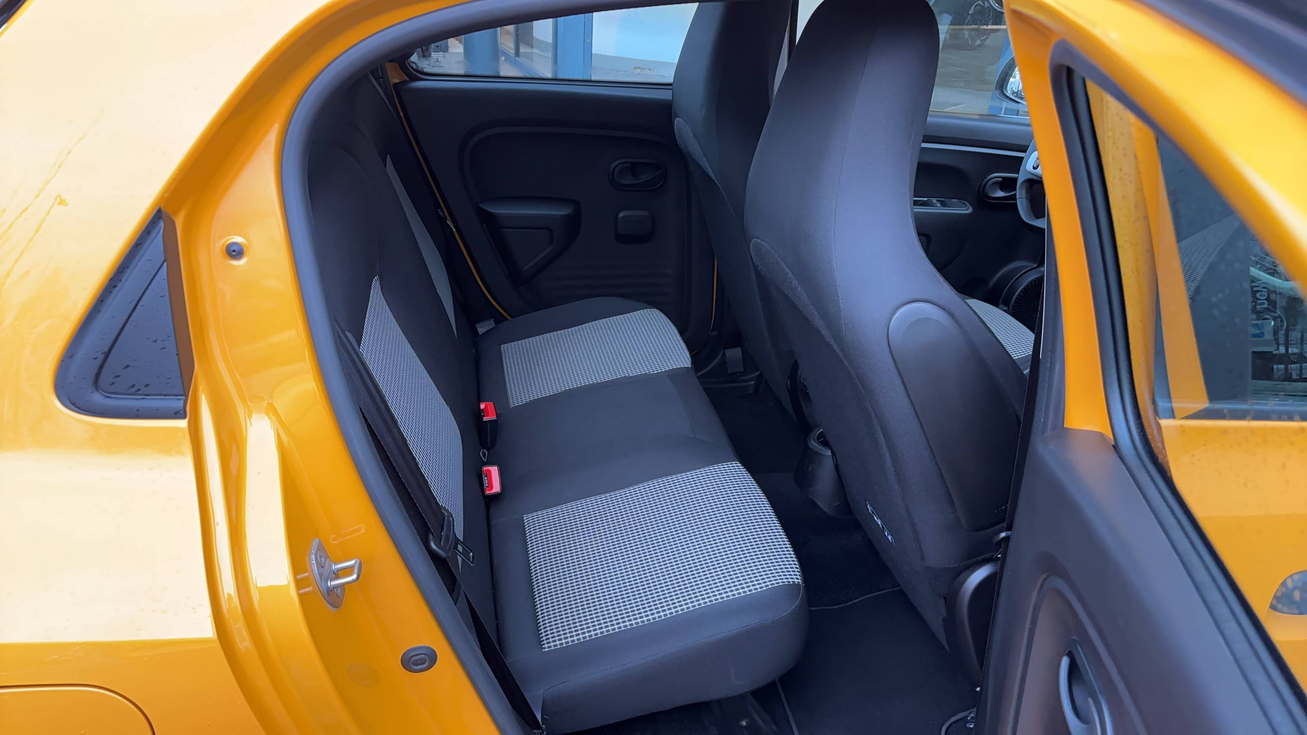 Vente en ligne Renault Twingo Electrique Twingo III E-Tech au prix de 11 990 €