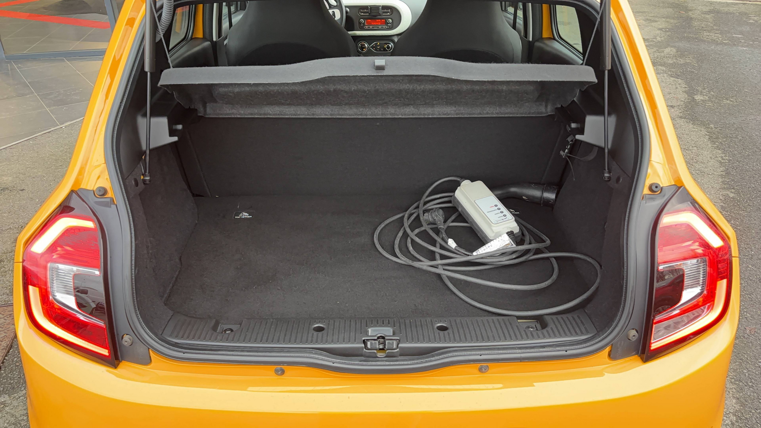 Vente en ligne Renault Twingo Electrique Twingo III E-Tech au prix de 11 990 €