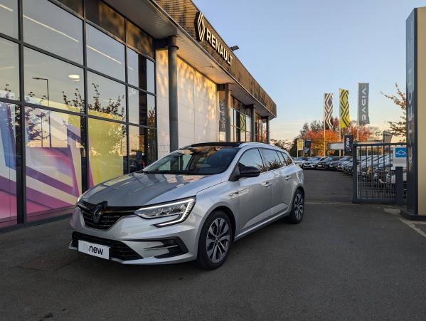 Vente en ligne Renault Megane 4 Estate  Blue dCi 115 EDC au prix de 27 990 €