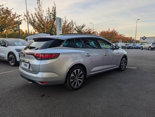 Vente en ligne Renault Megane 4 Estate  Blue dCi 115 EDC au prix de 27 990 €