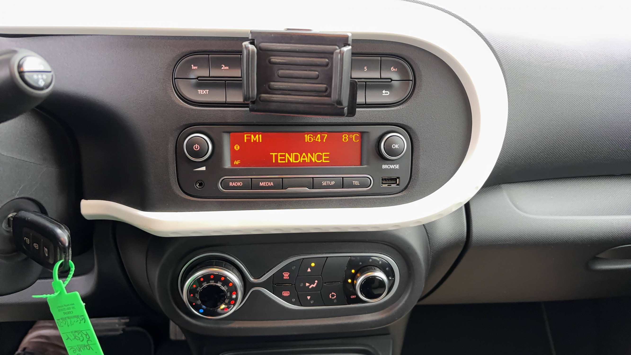 Vente en ligne Renault Twingo Electrique Twingo III E-Tech au prix de 11 990 €